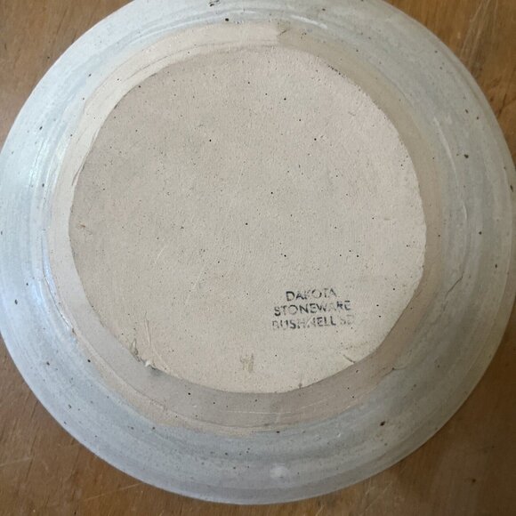 Dakota Stoneware Pottery Bushnell SD Artsy Plate 8”blue Brown Cream - Picture 4 of 6